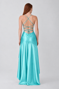 Vestido Lavínia azul claro — vista de costas